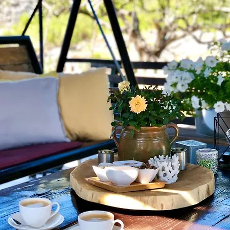 Апартаменты Coco Хвар