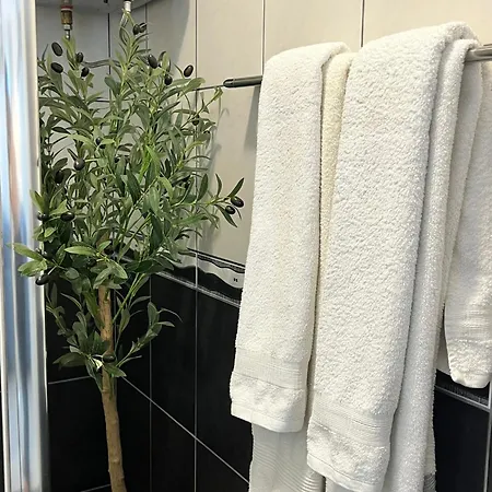 Апартаменты Coco Хвар