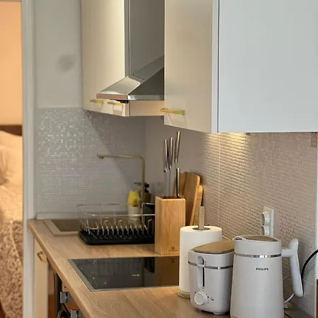 アパート Coco フヴァル